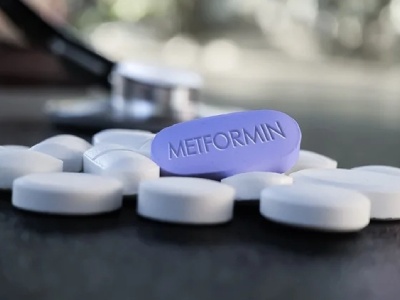 Metformina aliada ao jejum noturno prolongado mostra perfil inicial de segurança em estudo pré-cirúrgico de câncer de mama